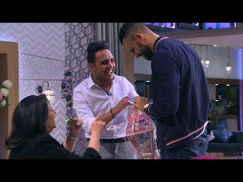 أوس أوس وابن عمه يهديان منى الشاذلي فانوس رمضان في الفن أوس أوس وابن عمه يهديان منى الشاذلي فانوس رمضان في الفن