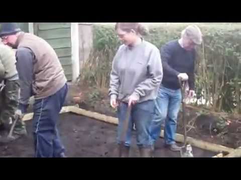 Assembling a greenhouse on a community allotment (part one)