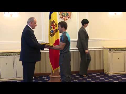 Președintele a înmânat drapelul Republicii Moldova echipei olimpice care ne va reprezenta la Baku