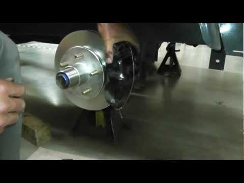 how to bleed ufp trailer brakes