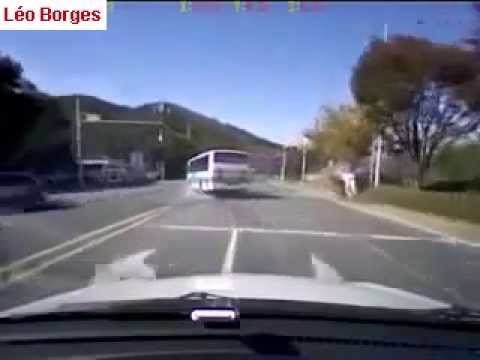 Acidentes de carros e motos - car crash accident