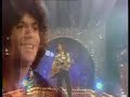 costa cordalis - du 1978

... wir zwei.
deine augen sagten mir:
gib' mich nie wieder frei
es ist gut, bei dir zu sein.
la�' mich nie, nie allein
denn du bist mein leben.

du hast an mich fest geglaubt
und du hast mir blind vertraut.
doch was hab' ich getan.
du hast nur auf sand gebaut.
so viel hab' ich zerst�rt
in der hitze einer nacht
und das war es nicht wert.
ich kann's nicht mehr �ndern.

du
sage nicht
da� du gehst
denn ich w��t' nicht
was ich tu'
wenn du mich nicht verstehst.
ist verzeihen denn so schwer ?
dreh' die zeit doch zur�ck
denn der preis w�r' viel zu hoch.
ein verlorenes gl�ck
und ich wei�
das ist hier...

deine welt
und deine welt ist meine welt
und hab' ich dir auch wehgetan
wir fangen noch einmal neu an
in unser'm kleinen paradies
das ich f�r eine nacht verlie�
und wo es ohne dich nicht geht
wo alles sich um dich nur dreht
mein zweites ich bist du.

da ba da da ba dabdab da ba da ...
