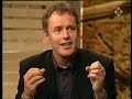 n vrije geluiden voor de vpro luisteren bas robert holl en pianist rudolf jansen naar maarten koningsbergers de kraai ( die kr�he) uit schuberts winterreise in de hertaling van jan rot, waarvan er in 10 dagen 20.000 ex over de kruidvat-toonbank gingen.
presentator is hans flupsen. (voorjaar 2003)