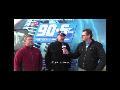 Feesvoete   Hans Drom Henk Grimsel & Marius Dreyer 90.6 Vaal radio  Tekkie Fees 2012
