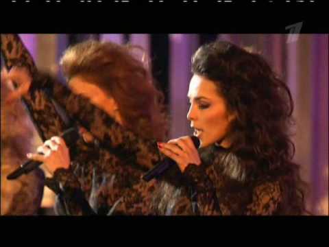 pesni - Russian girl group Fabrika performs