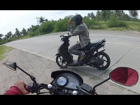 xrm honda - Friendly Gauge of mackyboy honda xrm versus olin yamaha mio. roadside video by win32dotex.