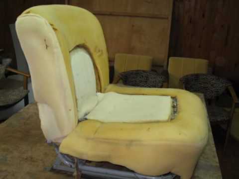 tapaciranje automobila - VIMOSO Nudimo kompletnu tapetarsku uslugu za Vas. Kompletnu reparaciju, dizajn, obnovu ili izradu tapaciranih delova. Svaki naš tapacirani deo prilagođen je ...