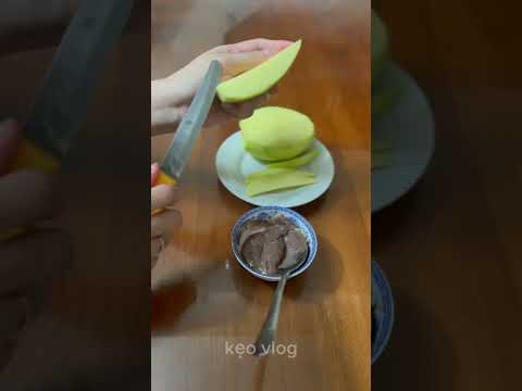 xoai-keo-cham-mam-ruoc-bao-nhieu-tien-1kg-amazing-viral