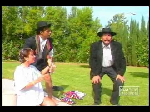 Bahman Mofid &amp; Morteza Aghili - Zanashouee  (Comedy).flv