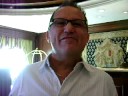 ACA UN SALUDO DE LALO CARRILLO, EL BAJISTA DE LUIS MIGUEL, PARA CHRISTIAN GALVEZ, DESPUES DE HABER COMPARTIDO EN SU ULTIMA VISITA ESTE MES DE NOVIEMBRE, LA REUNION FUE EL DIA 18 DE NOVIEMBRE EN UNIACC PARA EL LANZAMIENTO DE 