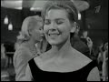 Марина Могилевская И Мария Голубкина Спят Голые – Хоровод 1994 Марина Могилевская И Мария Голубкина Спят Голые – Хоровод 1994