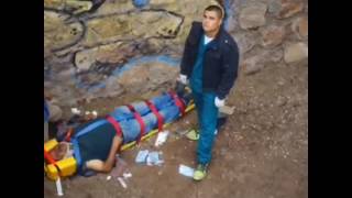 #VideoNota | Sale del camino y cae al arroyo Los Nogales