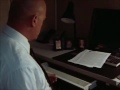 Ho unito il finale di The Shield (la miglior serie tv di sempre) con la bellissima Hurt di Johnny Cash... Questo il risultato, emozionante, da brividi: http://www.youtube.com/watch?v=4P-BD71xo8E