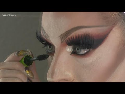 video-linktoworks-How a local drag queen transforms