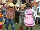 Gui na festa da escola.