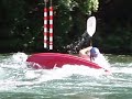 Surf et esquimautage en kayak de Michael Filion