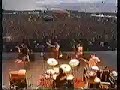 because of the 38th edition of pinkpop (26, 27 and 28th of may) in landgraaf, the netherlands; this video with rage against the machine and chuck d. performing black steel on pinkpop 1996.
maybe you've seen it before but it's one of my favorites!!
