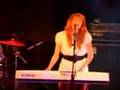 Don't Stop The Music' Hannah Scott Live @ Studio 24