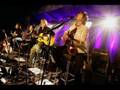 De nye gitarkameratene - 6. Kiss From A Rose