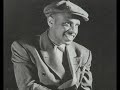 'one sweet letter from you'

dizzy gillespie: trumpet
benny carter: alto saxophone
chu berry, ben webster, coleman hawkins: tenor saxophone
lionel hampton: vibraphone
clyde hart: piano
charlie christian: guitar
milt hinton: bass
cozy cole: drums

i assume it's hampton who sings, but when one assumes, one makes an ass out of 'u' and 'me', doesn't one?

recorded on september 11, 1939 in new york city.