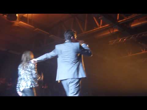 Se video