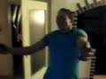 Serbe tanzt auf t�rkische Musik