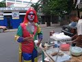 payaso saludo a remolacha yaniqueque