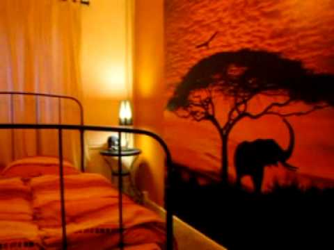Raise a Smile Hostel Berlin Videosu