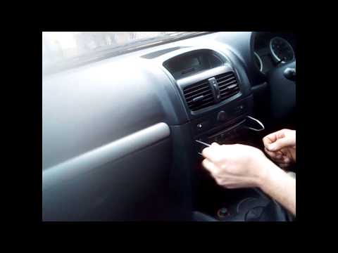 how to remove a radio from a renault clio