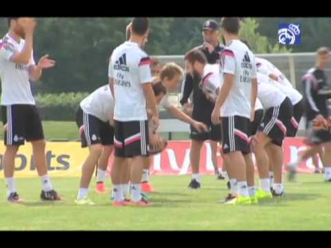 Real Madrid play american football