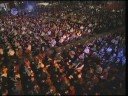 מתוך המופע בפסטיבל עין-גב 2002 ארצנו הקטנטונת-משירי שנות החמישים בהפקת המועצה האזורית עמק הירדן בשיתוף ערוץ 1 ורשת ג'. עורכת עפרה הלפמן.