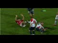 wszystko widać jak na dłoni, nie trzeba nic podświetlaćhttp://pl.youtube.com/watch?v=yT2Dqjg3Ap8wersja bez spowolnienia