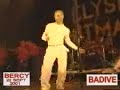 Blanc qui danse solo Dombolo