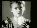 reincidentes - el hombre de las manos gastadas