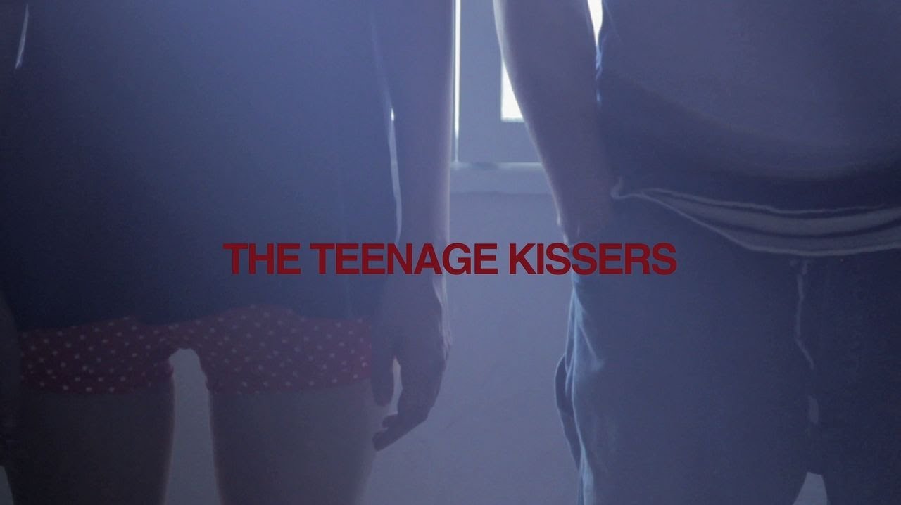 THE TEENAGE KISSERS「I Love You And Kiss Me」MVの画像