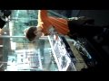 Hampus är dj på Universeum i Göteborg dec 09