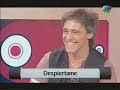 El cantante enmascarado canta Wake me up before you go go de Wham!