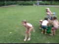 Elliot 5 ans - guerre de balounes d'eau.3GP