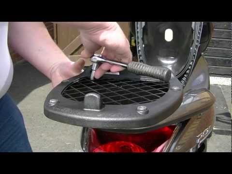how to fit a top box ybr