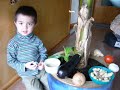 Pasensya na po hindi kumpleto ang gulay mahirap kumpletuhin kung nasa Germany..miss na po ang Pinas kaya nakanta ang bahay kubo.
