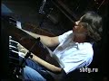 Иван Смирнов -гитара,Ivan SmirnovСергей Клевенский-духовые KlevenskiyИван Смирнов -клавишные SmirnovIvan Smirnov's tune. Taken from same named DVD (2004). Musicians are: Ivan Smirnov (lead ac.guitar), Dmitry Safonov (second ac. guitar), Mikhail Smirnov (keyb, perc), Sergey Klevensky (winds).A Russian guitarist Ivan Smirnov is one of those few post-soviet musicians whose level and distinctive character of performing leaves nothing to be desired. Still, even among these outstanding ones Smirnov's name stands on top. His creative works, referred to as «world-music» pieces, in fact belong to exclusive Russian traditional culture, its folklore roots, though simultaneously — in a peaceful and natural way — abound in jazz, rock, avant-gardes, free improvisation elements, as well as melodies and harmonies of other ethnic layers. A brilliant player and composer, skillful at making arrangements, Ivan Smirnov is commonly taken for a main «perfectionist» of a modern Russian music culture; known for his hard-line approach both to the material played and to the sound itself. Smirnov embodies the very meaning of the word «virtuoso». Some playing modes created and applied by Ivan have no prototypes world-wide. Лейбл звукозаписи: TeRiReMФестиваль 