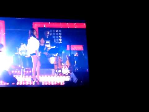 Gone Not Around Any Longer : Lee Seung Gi & Bora