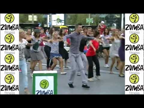 beograd - ZUMBA®FLASH MOB BEOGRAD 02.09.2012. Organizacija Krohmalni Vladimir uz pomoc svojih koleginica,kolega,vezbaca i dragih prijatelja VELIKO HVALA ZUMBA® fitness...