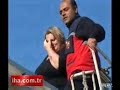 Gordita aparca su auto en medio de la azotea de dos casas