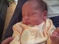 videos de Hideo Sleeping in Daddy's Lap