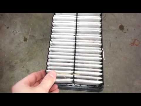 2013 Hyundai Accent – Checking 1.6L I4 Engine Air Filter Element – Cleaning & Replacing