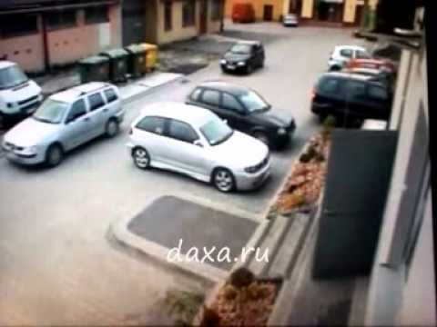 Парковка Кто за рулём ?