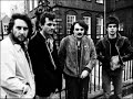 Bekijk muziek clip van The Stranglers met How To Find True Love And Happiness In The Present