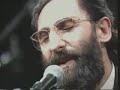 voglio ricordalo così, al massimo del suo splendore, prima dei tribù di sub-urbani http://www.youtube.com/watch?v=4jVoToQR20s