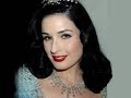 a slideshow on dita von teese
thanx to newestnuma
also check out newestnuma's channel
http://www.youtube.com/profile?user=newestnuma